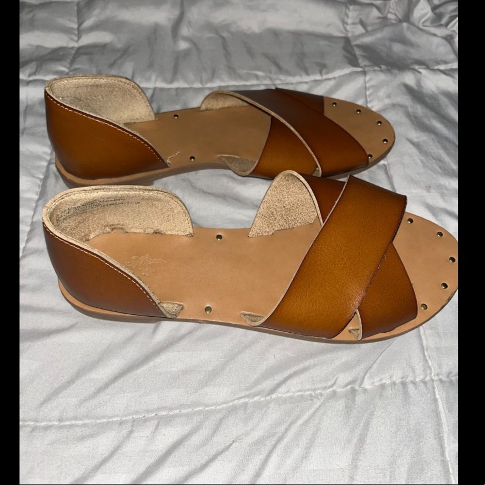 Women’s sandals